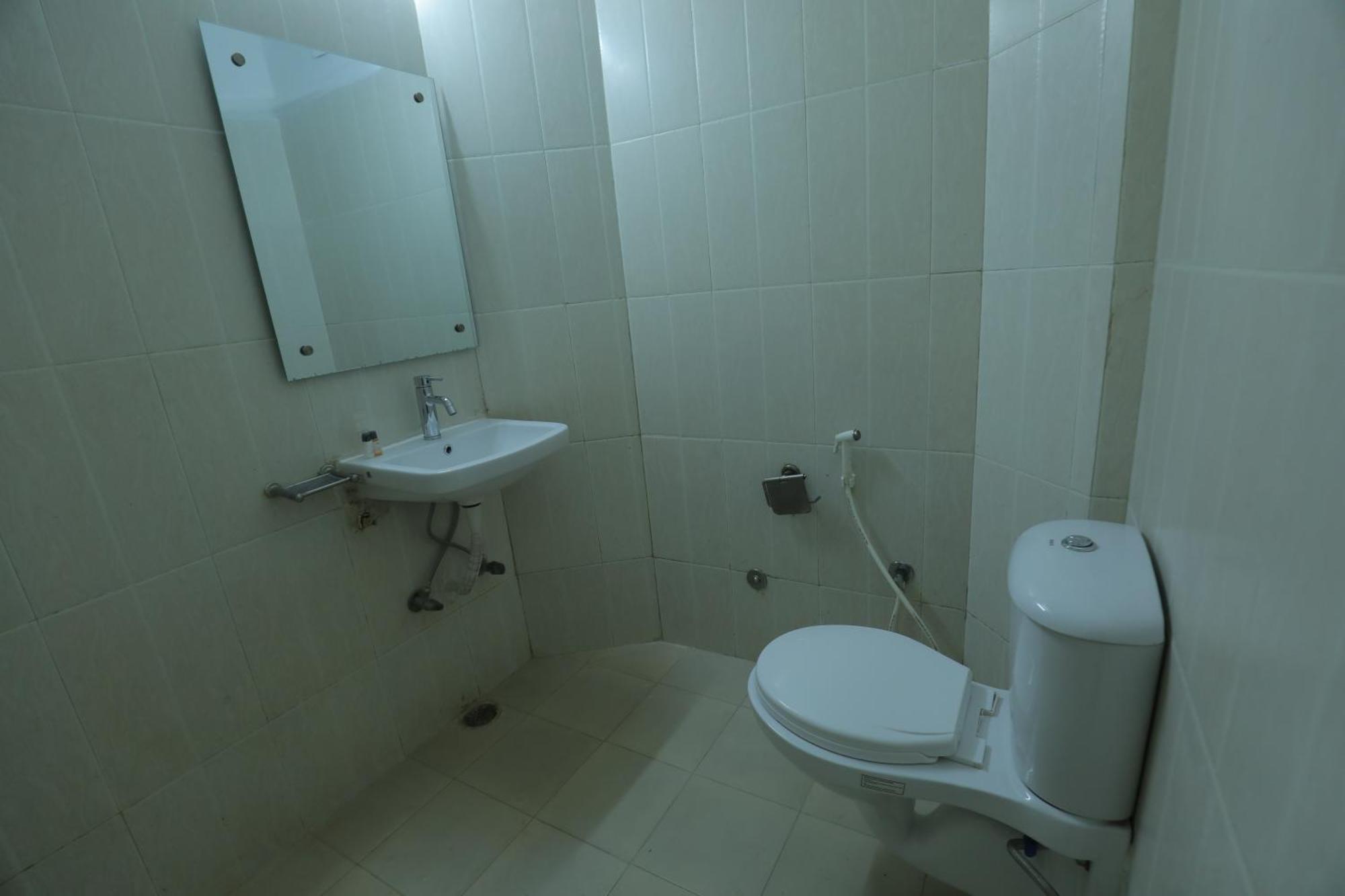 Hotel Red Carpet Tājganj Εξωτερικό φωτογραφία