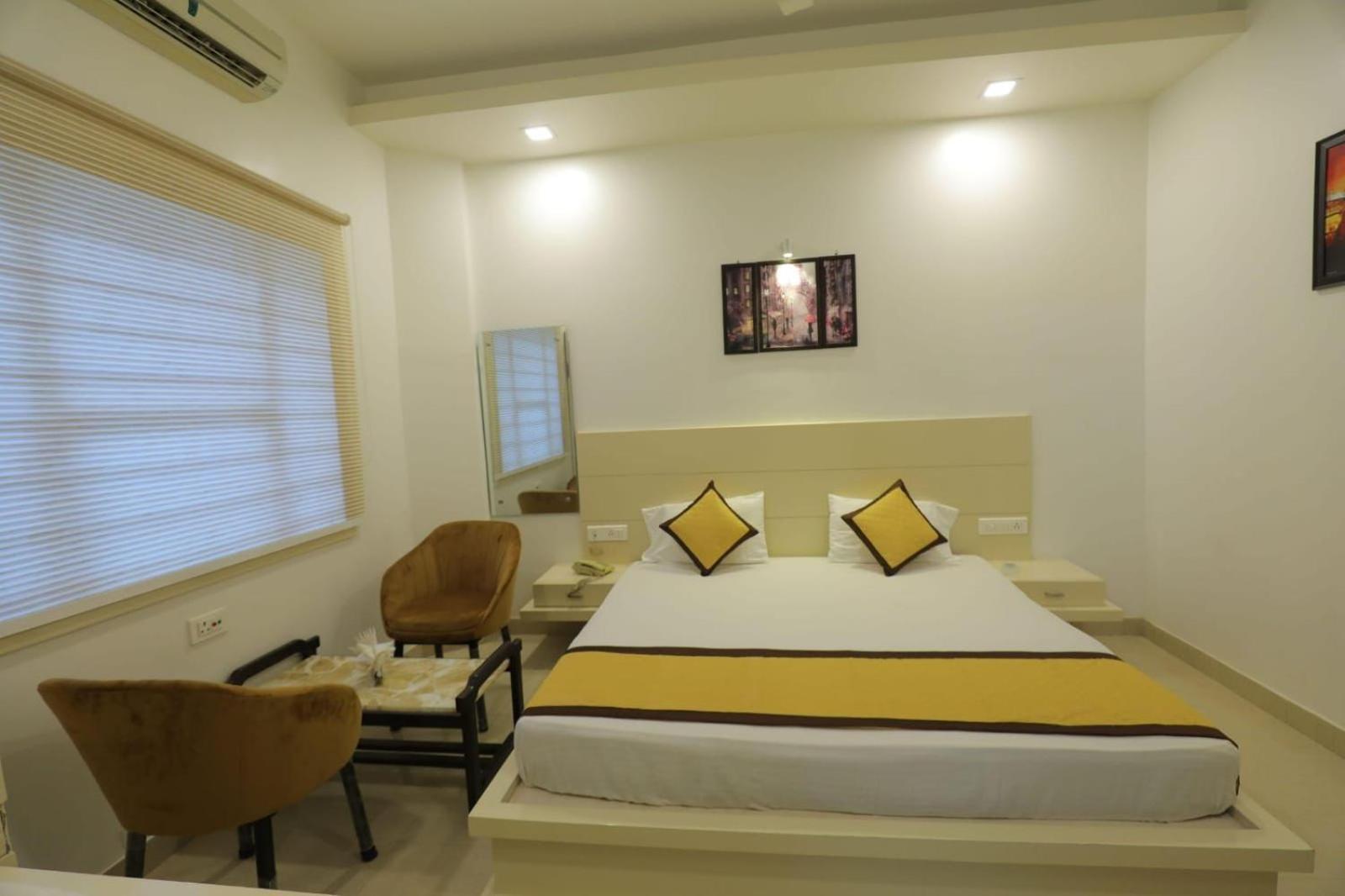Hotel Red Carpet Tājganj Δωμάτιο φωτογραφία